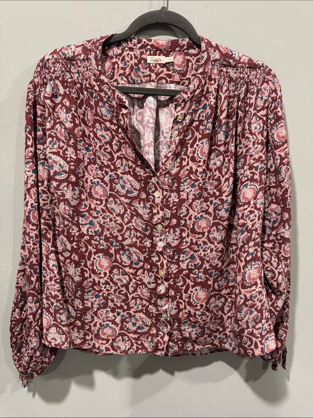 Women's Faherty Burgundy Floral long-Sleeve Top - Size S